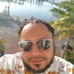 Meet your Posher, Aymen